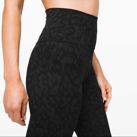 NWT Lululemon Align Crop 21” Camo - Picture 3 of 5